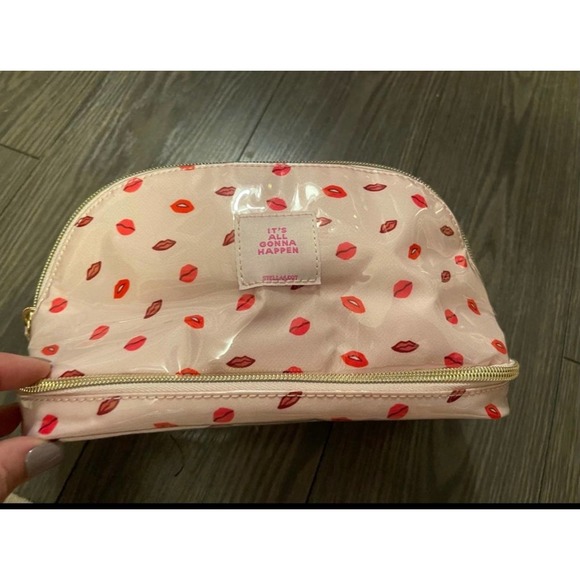 Stella & Dot Handbags - Stella & Dot makeup bag
